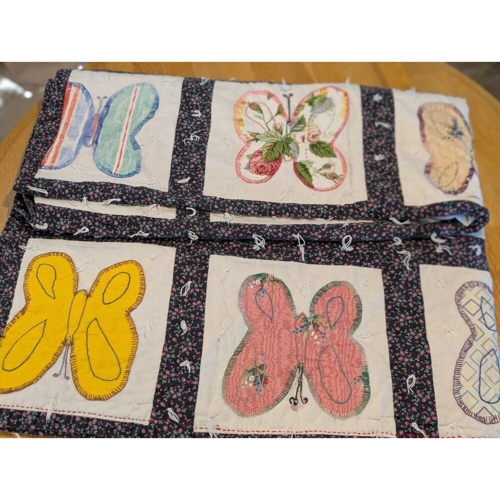 Vtg Handmade Butterfly Twin Quilt Navy Flower Back & Multicolor Hand Embroidery